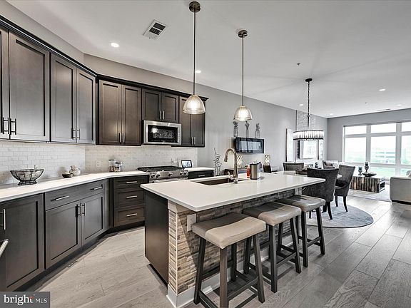 2nd image of 575 S Goddard Blvd #406