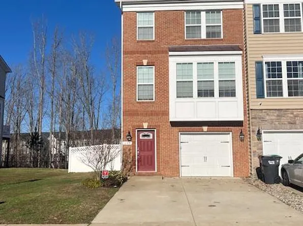 142 Tree Line Dr, Fredericksburg, VA 22405