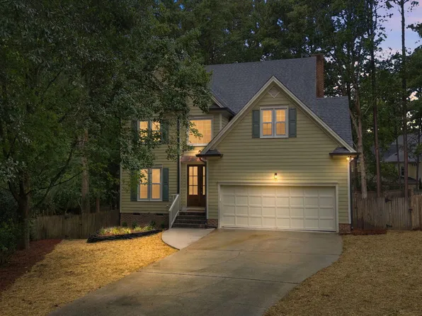 107 Somersby Ct, Cary, NC 27519