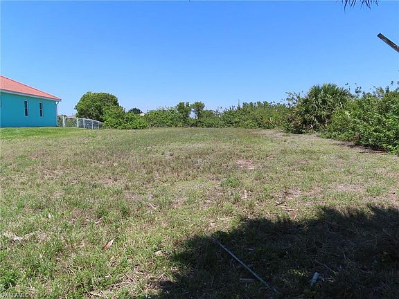 5th image of 1211 NW 11th St