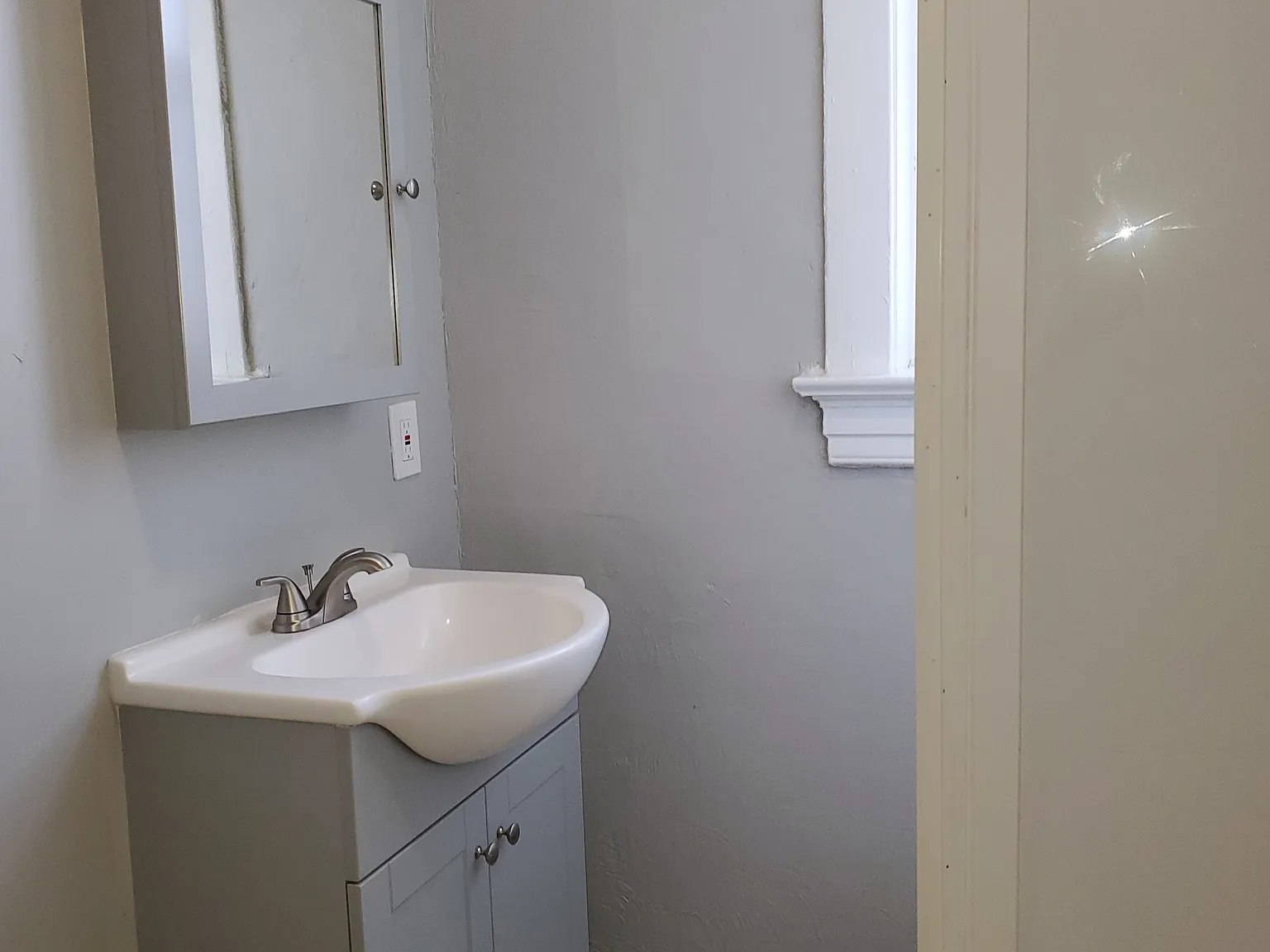 1 bed, 950 sqft, $750 — Photo 3