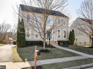 21 Cooper Run St, Lovettsville, VA 20180