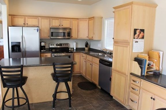 3rd image of 1751 Oak Hollow Ln Unit 1-5