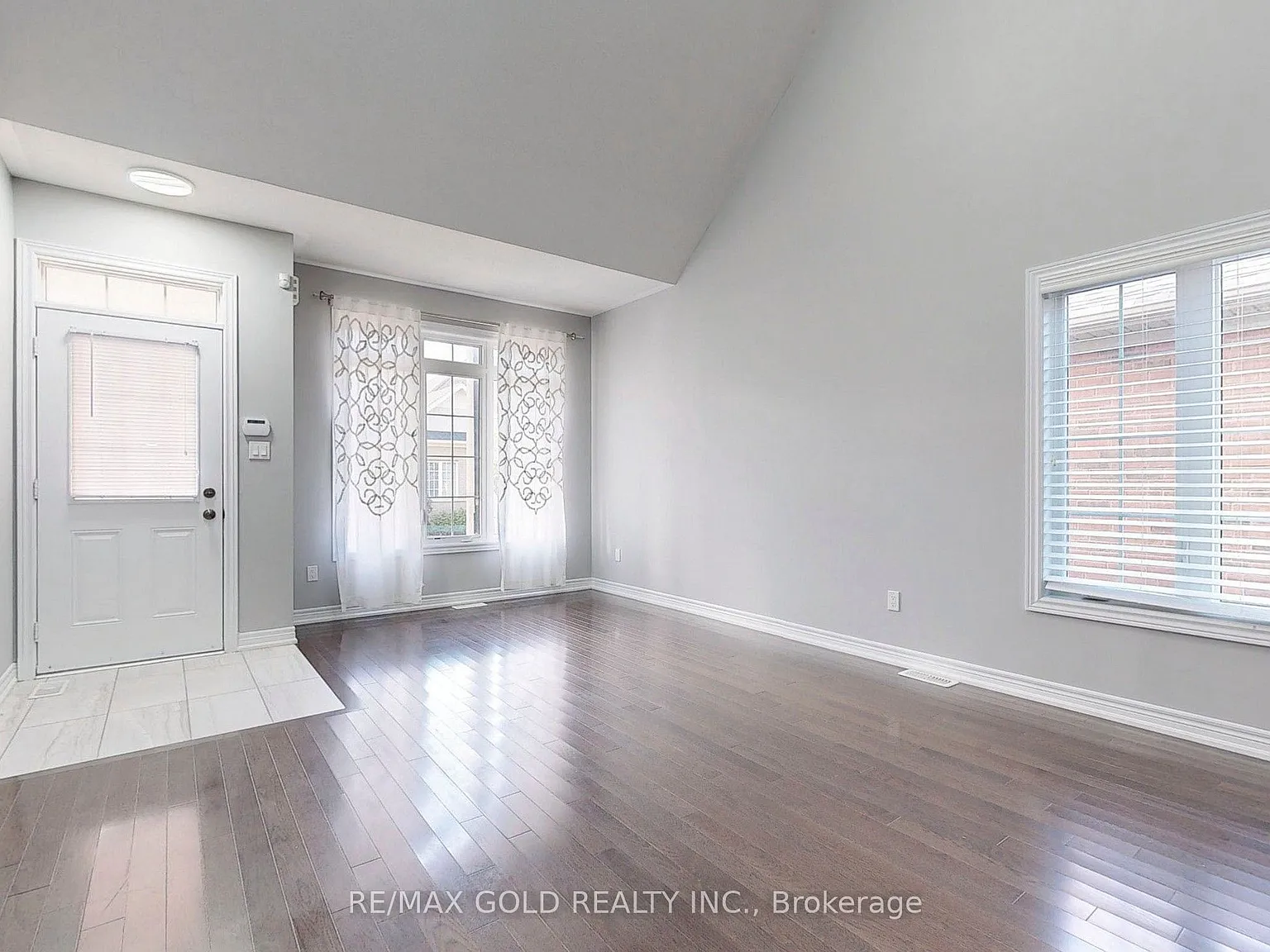 3 bed, $3,650 — Photo 3
