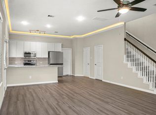 9917 Crescent Cove Dr, Montgomery, TX 77356
