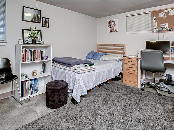 4th image of 3002 Harvard Ave E #L