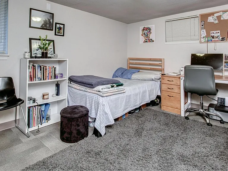 3002 Harvard Ave E #L — Photo 4