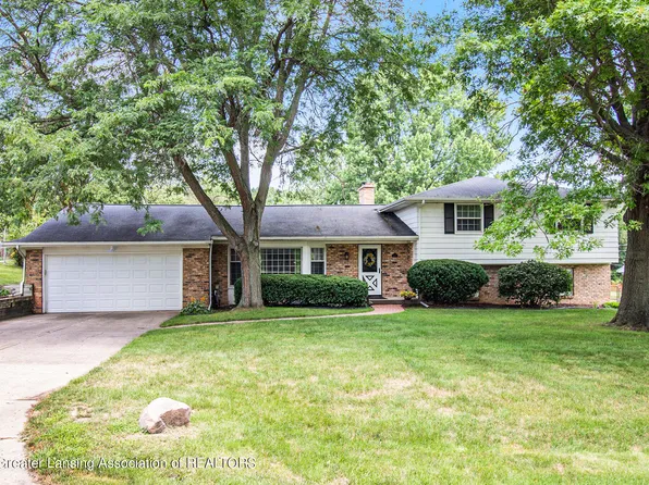 4014 Mar Moor Dr, Lansing, MI 48917