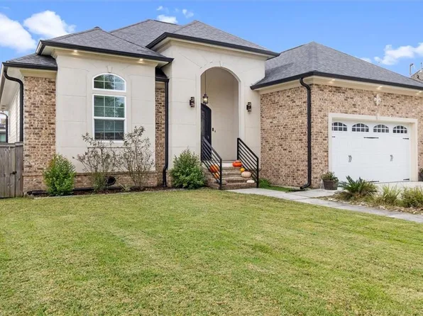 3271 Elmwood Park Dr, New Orleans, LA 70114