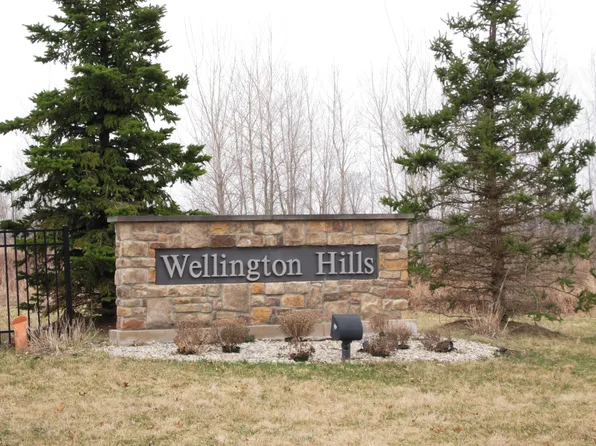 Sheffield Dr, Howell, MI 48855