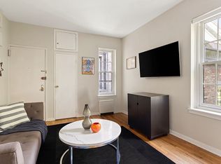345 W 21st St APT 4B, New York, NY 10011