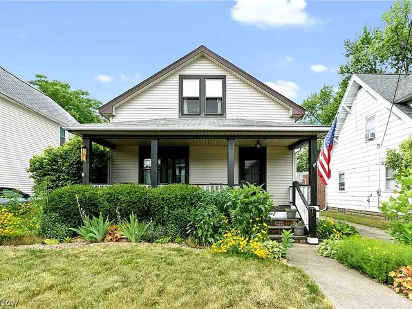 1326 Park Row, Lakewood, OH 44107