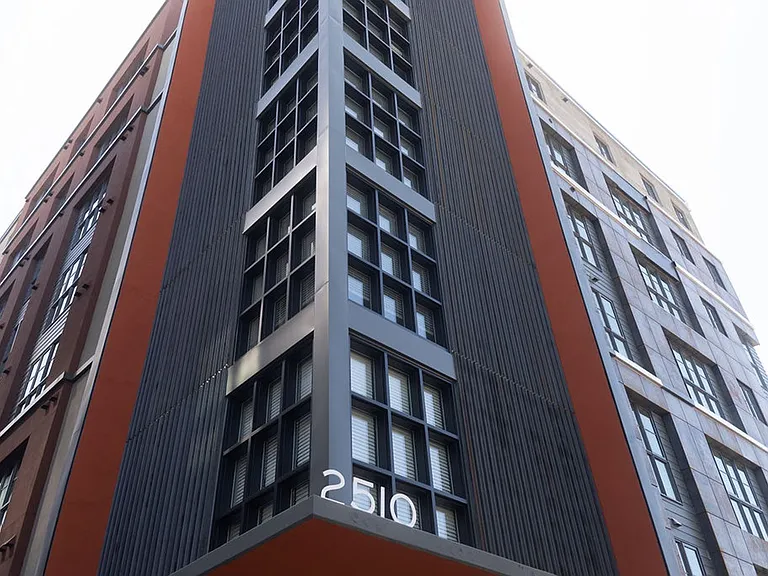 EXPERIENCE The Den & ALL it has to Offer! Now leasing for June 2026! — Photo 9