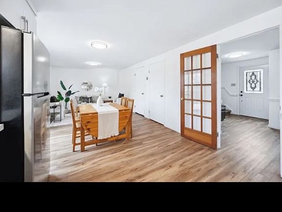 5th image of 383 Ironwood Rd