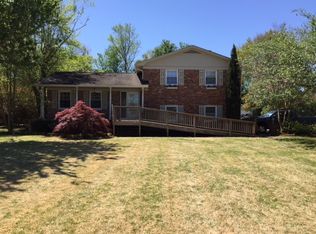 302 Early Dr, Wilmington, NC 28412