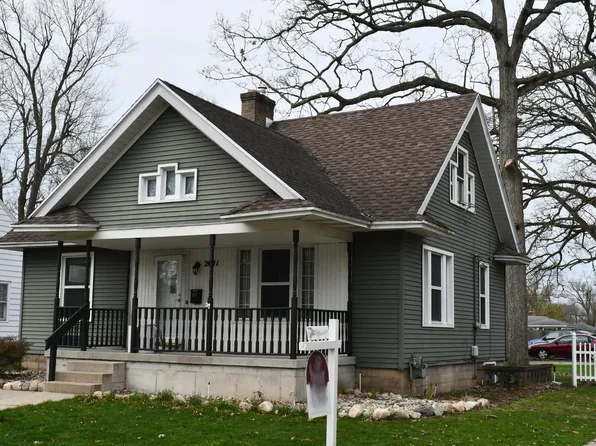 2641 Forest Grove Ave SW, Wyoming, MI 49519