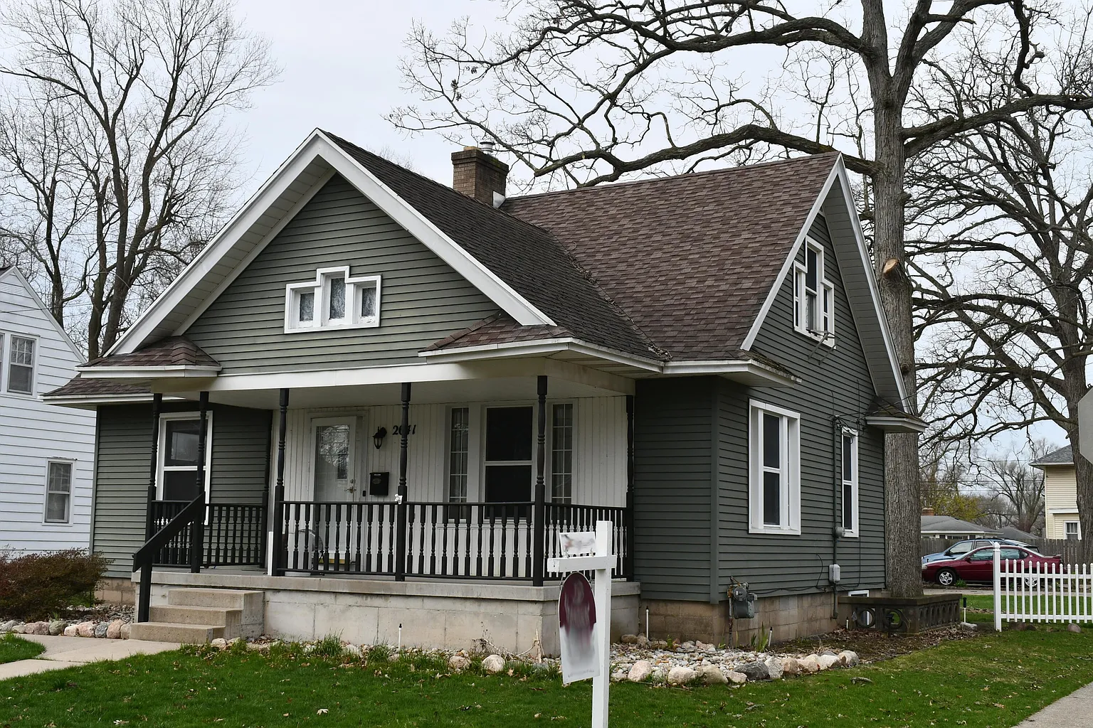 2641 Forest Grove Ave SW photo 1