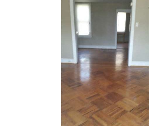 3rd image of 557 E Cheltenham Ave