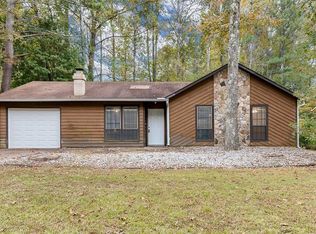 884 Hemingway Rd, Stone Mountain, GA 30088