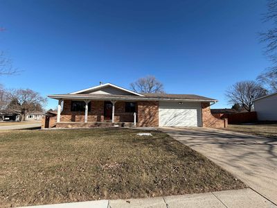 211 Wansink Ave, Sheldon, IA, 51201