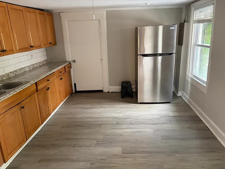 875 W Lombard St #2 — Photo 4