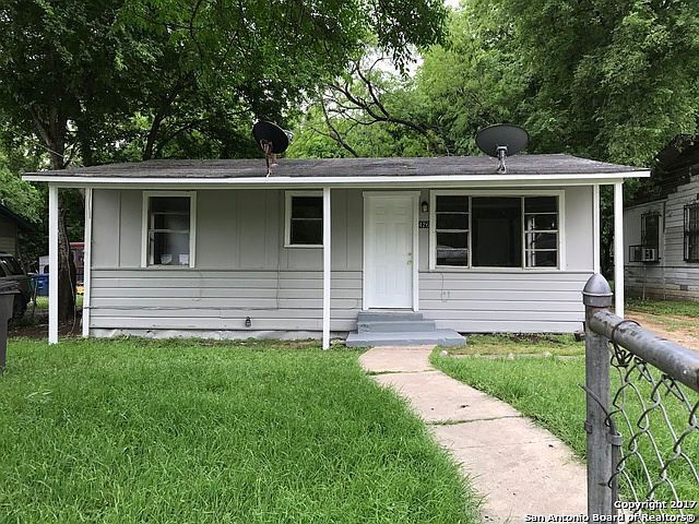 1st image of 426 Dorie St