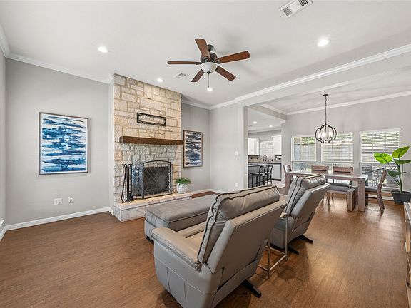 2nd image of 4408 Lacey Cir