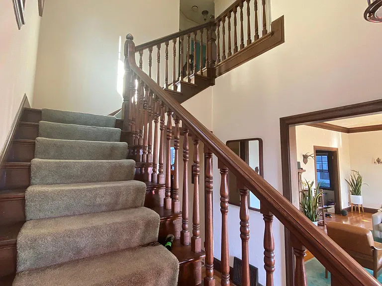1930 Hoover Ave — Photo 5