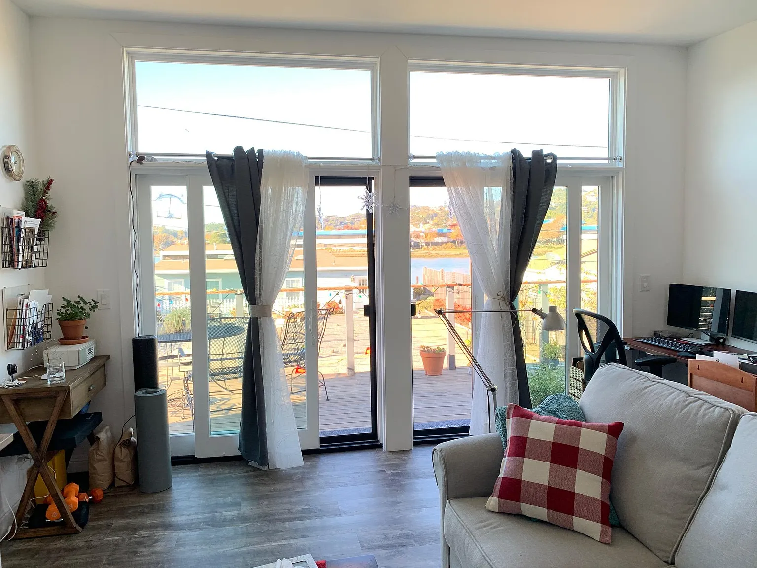 2 bed, 750 sqft, $3,495 — Photo 3