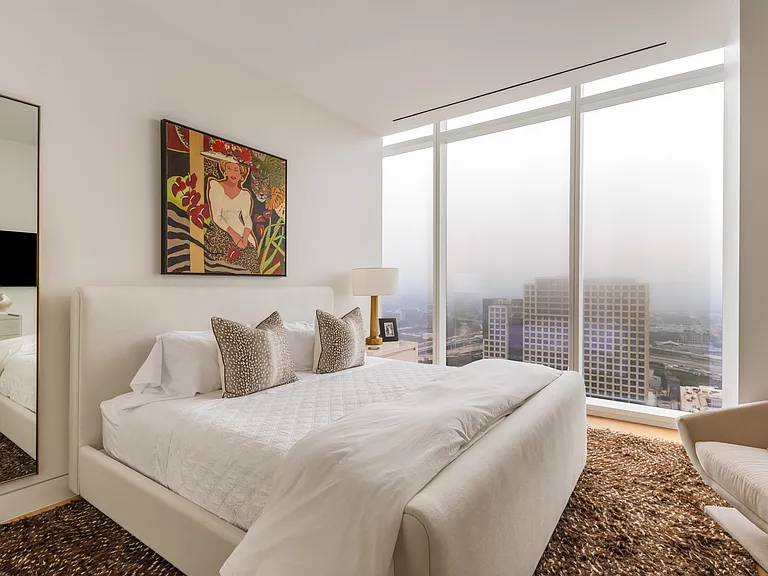 1747 Leonard St #2301 — Photo 24