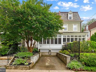 225 E Gravers Ln, Philadelphia, PA, 19118