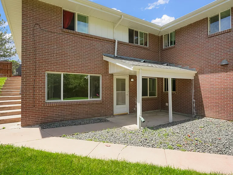 5720 S Pearl St #6 — Photo 14