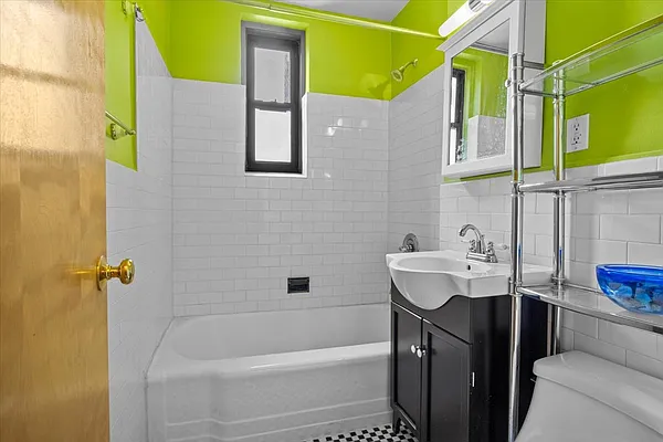 Sold by Compass | media 8