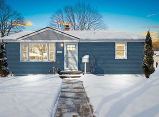 1608 Carroll Ave, Green Bay, WI 54304
