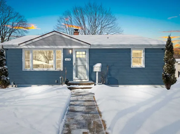 1608 Carroll Ave, Green Bay, WI 54304