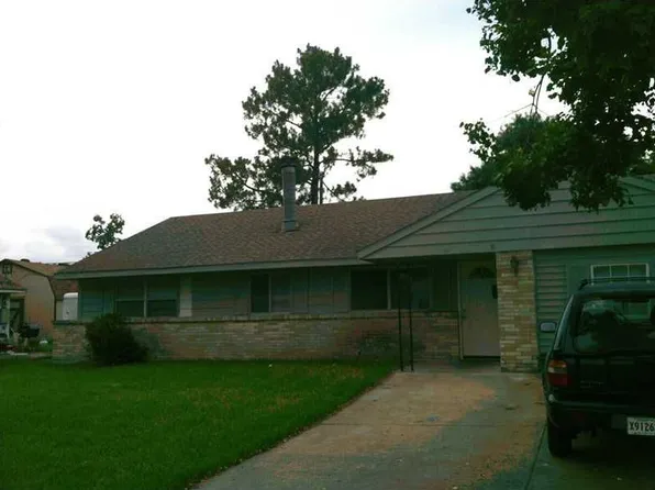 160 Madeira Dr, Westwego, LA 70094