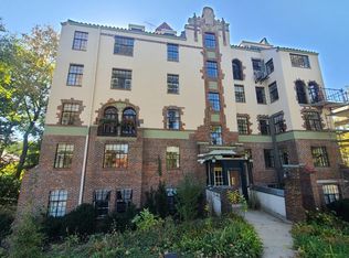 4024 Grand Ave APT 201, Des Moines, IA 50312