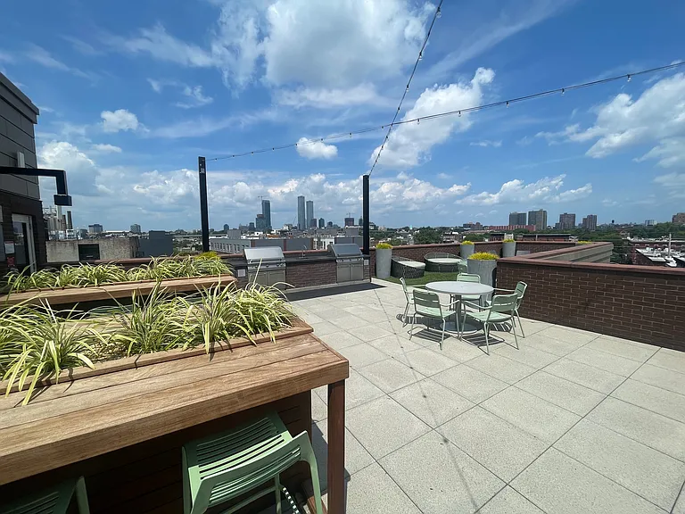 Element Flats — Photo 29