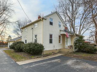 11S750 Book Rd, Naperville, IL 60564