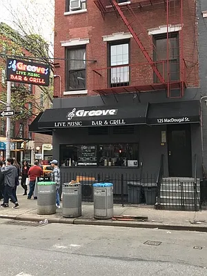 Rented by Lisa Management | media 37