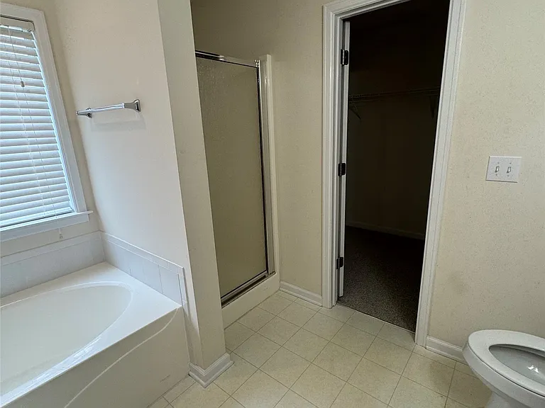 33 Jamestown Loop — Photo 11