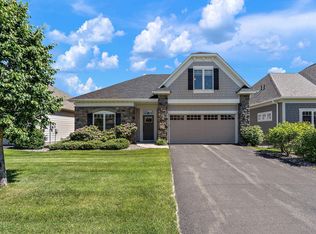 2063 Bridle Ct, Hudson, WI 54016