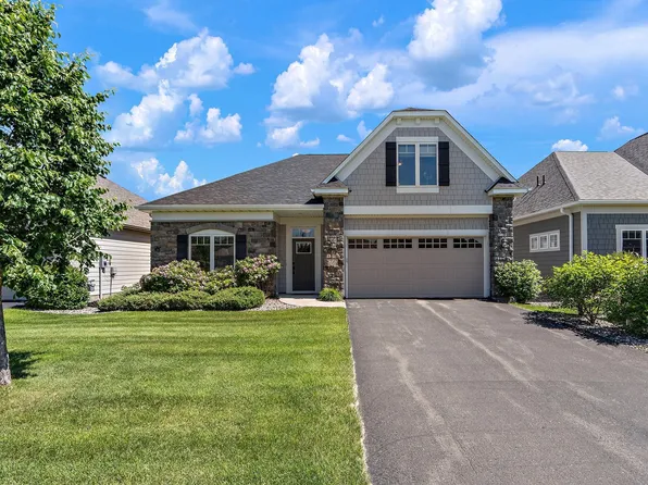 2063 Bridle Ct, Hudson, WI 54016