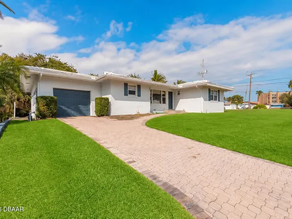 1 Hickory Ln, Daytona Beach, FL 32118
