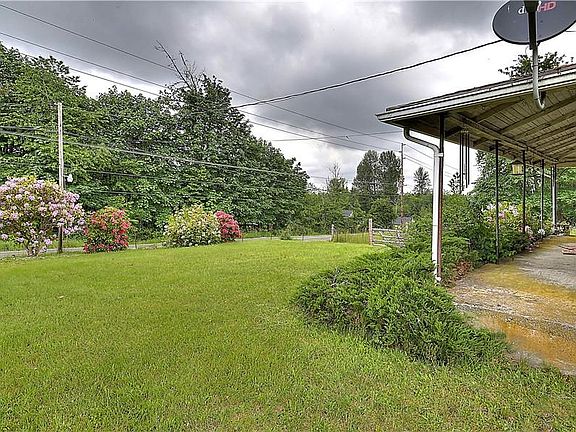 4th image of Orting Kapowsin Hwy E
