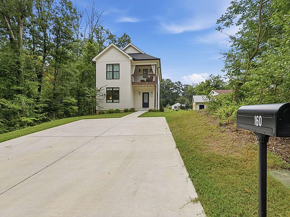 2nd image of 160 Dower Rd