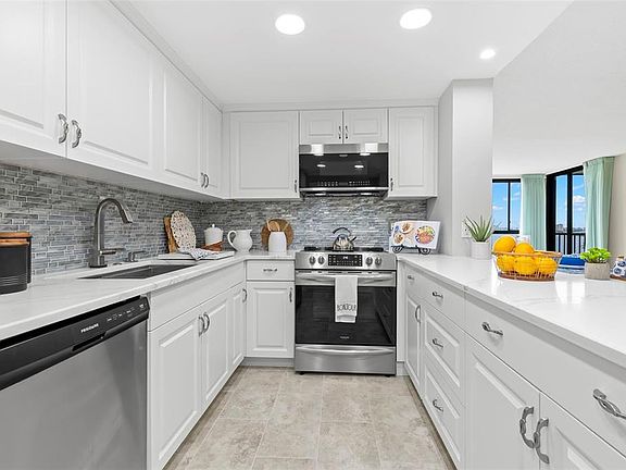 4th image of 7100 SUNSHINE SKYWAY LANE S #704