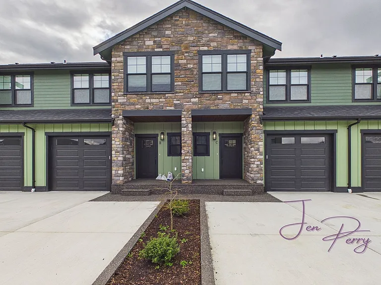 2201 Dejong Dr — Photo 22
