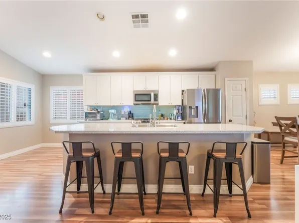 5733 Dazzling Sparks St, North Las Vegas, NV 89031