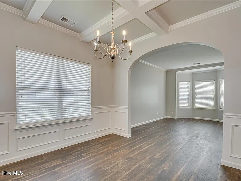2609 Leland Dr — Photo 8